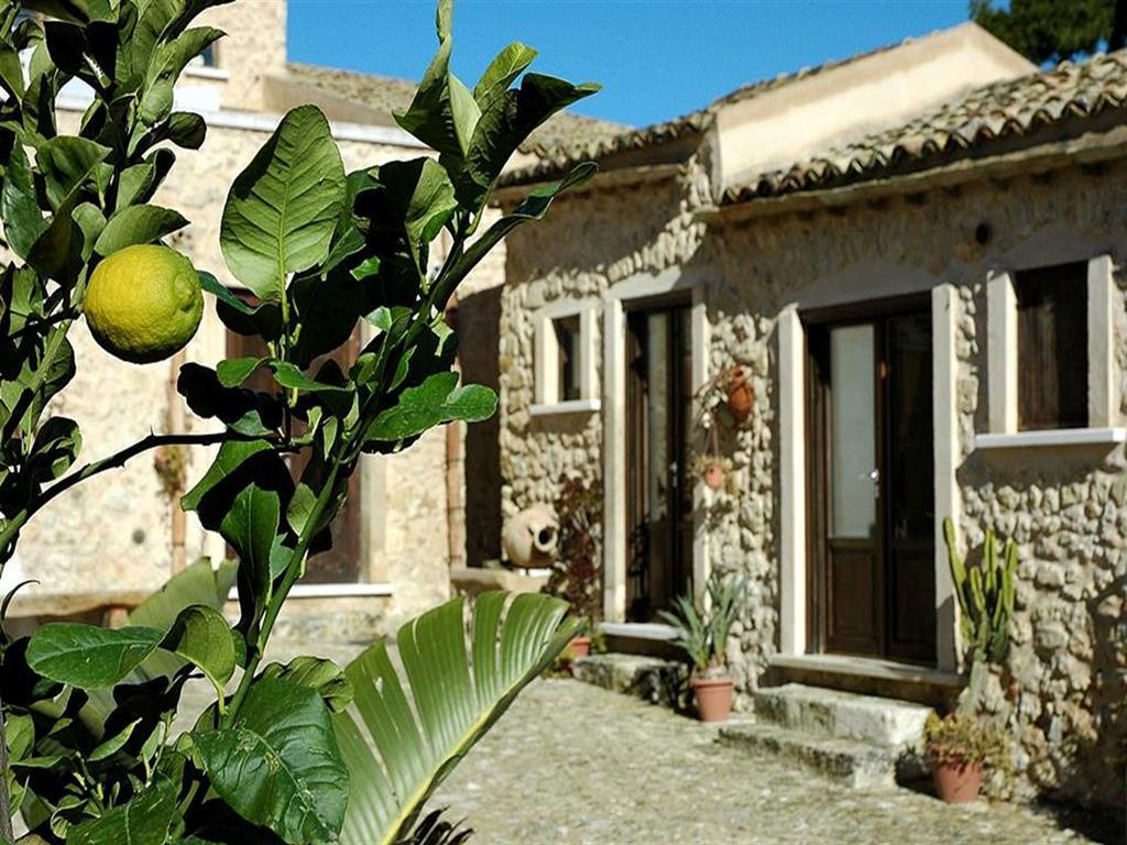 Agriturismo Baglio San Nicola Naro Buitenkant foto